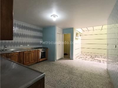 Apartamento de 5 alcobas en venta en La America, Medellín, 158 m² · foto 2 de 20