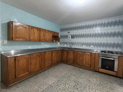 Apartamento de 5 alcobas en venta en La America, Medellín, 158 m² · foto 4 de 20