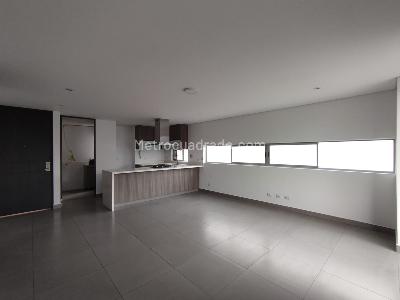Apartamento de 3 alcobas en arriendo en Santa Maria De Los Angeles, Medellín, 104 m² · foto 2 de 16
