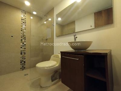 Apartamento de 2 alcobas en arriendo en El Tesoro, Medellín, 120 m² · foto 12 de 20