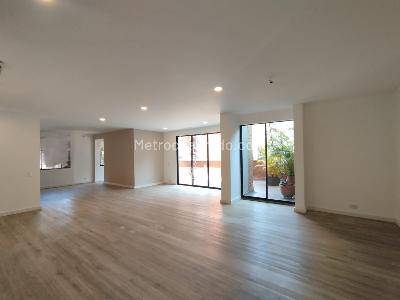 Apartamento de 2 alcobas en arriendo en El Tesoro, Medellín, 120 m² · foto 18 de 20