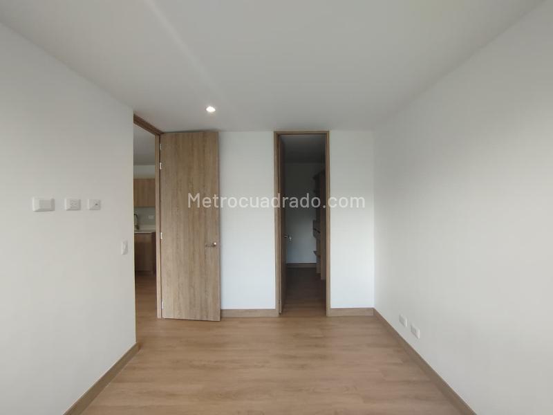 Apartamento moderno de 2 habitaciones en arriendo en El Porvenir - 8