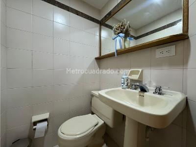 Apartamento de 3 alcobas en venta en La Tomatera, Medellín, 109 m² · foto 12 de 16