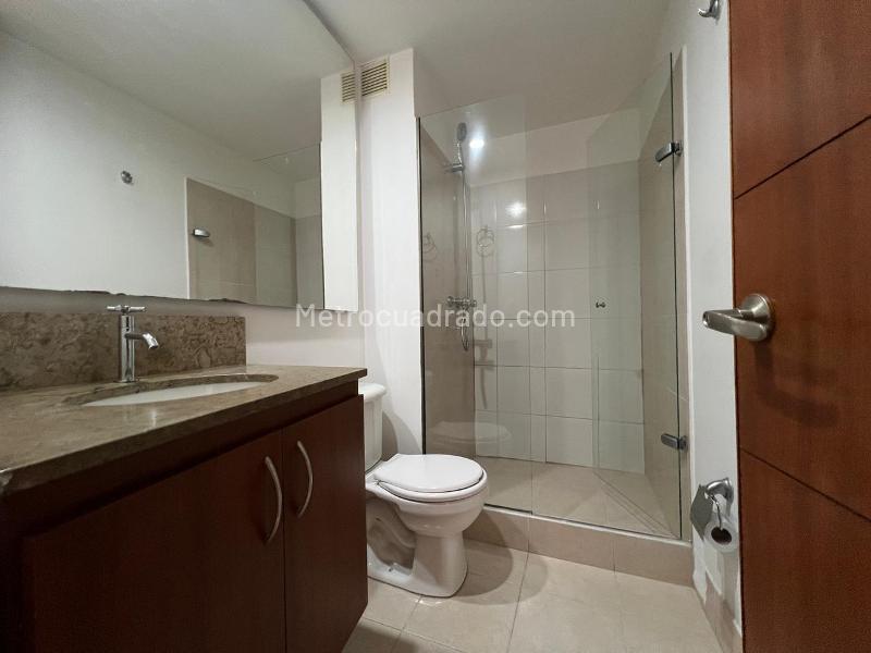 3BR Apartment in Zuñiga (91 m²) - 3