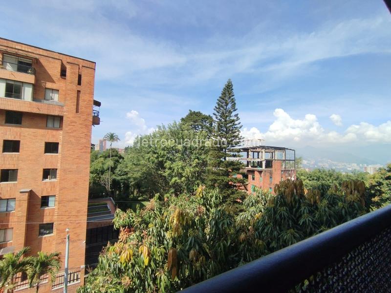 1BR Apartment in El Tesoro (75 m²) - 4