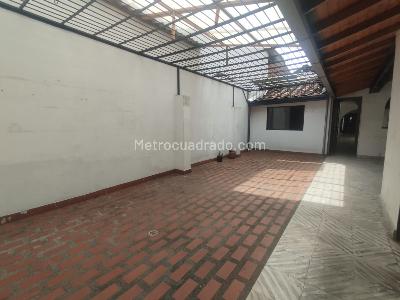 Casa de 4 alcobas en arriendo en Barrio Mesa Envigado, Envigado, 150 m² · foto 4 de 14