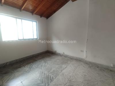 Casa de 4 alcobas en arriendo en Barrio Mesa Envigado, Envigado, 150 m² · foto 6 de 14