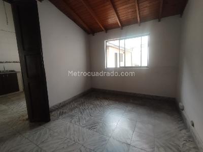 Casa de 4 alcobas en arriendo en Barrio Mesa Envigado, Envigado, 150 m² · foto 7 de 14