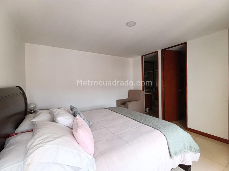 3BR Apartment in Santa Maria De Los Angeles (105 m²) - 2