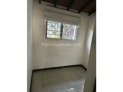 Casa de 3 alcobas en venta en Laureles, Medellín, 211 m² · foto 15 de 20