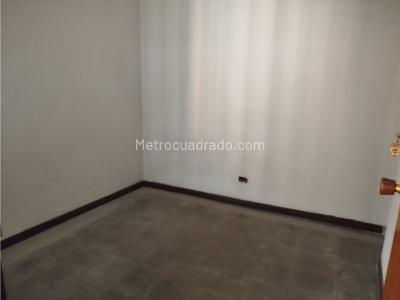 Apartamento de 3 alcobas en venta en Laureles, Medellín, 137 m² · foto 8 de 20