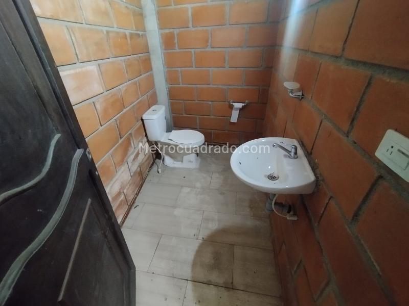 Local Comercial en Arriendo, El Trapiche Bello, Bello - Más