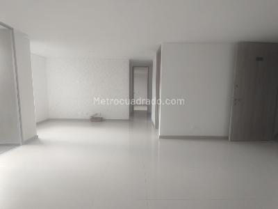 Apartamento de 2 alcobas en arriendo en El Chingui, Envigado, 74 m² · foto 3 de 13