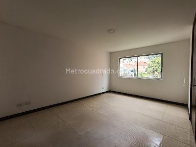 Apartamento de 2 alcobas en arriendo en La Doctora, Sabaneta, 80 m² · foto 2 de 12