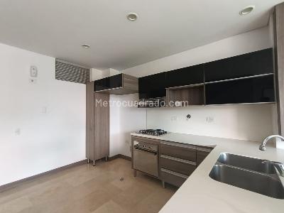 Apartamento de 3 alcobas en arriendo en Aves Maria, Sabaneta, 113 m² · foto 2 de 17