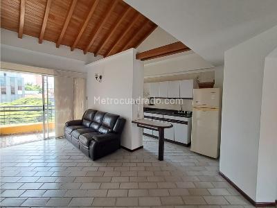 Apartaestudio en venta en Laureles, Medellín, 65 m² · foto 2 de 15