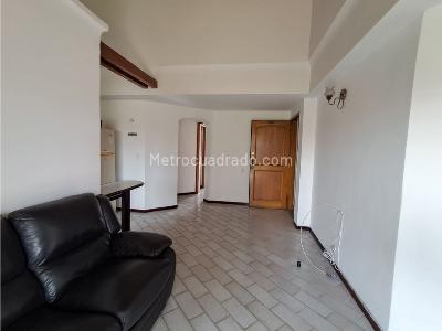 Apartaestudio en venta en Laureles, Medellín, 65 m² · foto 3 de 15