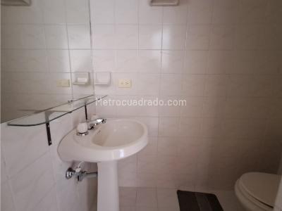 Apartaestudio en venta en Laureles, Medellín, 65 m² · foto 9 de 15