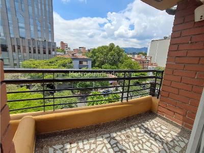 Apartaestudio en venta en Laureles, Medellín, 65 m² · foto 13 de 15