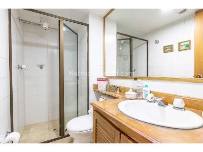 Apartamento en venta en El Poblado, Medellín · foto 10 de 10