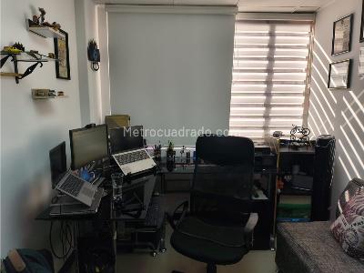 Apartamento de 4 alcobas en venta en El Dorado, Envigado, 94 m² · foto 14 de 20