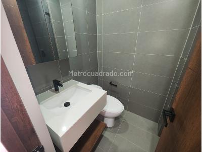 Apartaestudio en venta en El Poblado, Medellín, 48 m² · foto 8 de 18