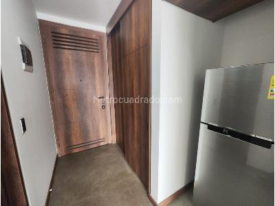 Apartaestudio en venta en El Poblado, Medellín, 48 m² · foto 10 de 18