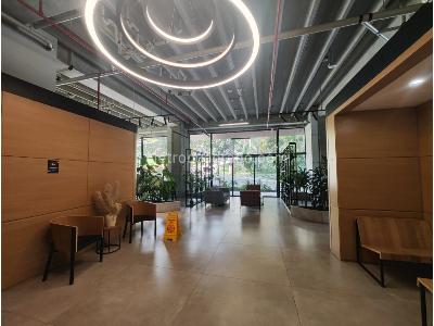 Apartaestudio en venta en El Poblado, Medellín, 48 m² · foto 13 de 18