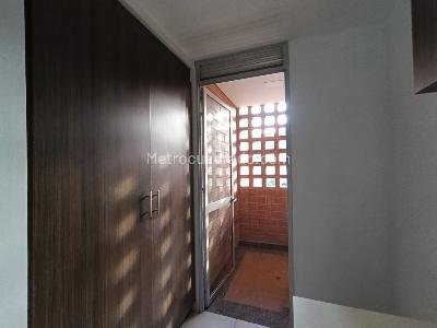 Apartamento de 3 alcobas en arriendo en Loma San Jose Sabaneta, Sabaneta, 90 m² · foto 5 de 20