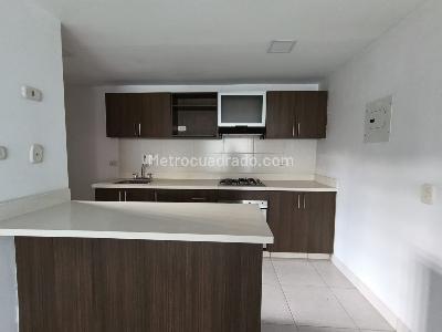 Apartamento de 3 alcobas en arriendo en Loma San Jose Sabaneta, Sabaneta, 90 m² · foto 6 de 20