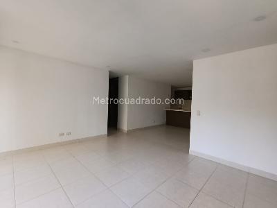 Apartamento de 3 alcobas en arriendo en Loma San Jose Sabaneta, Sabaneta, 90 m² · foto 12 de 20