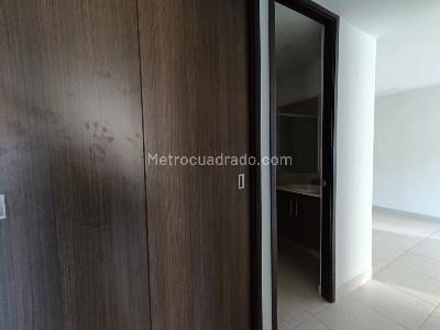 Apartamento de 3 alcobas en arriendo en Loma San Jose Sabaneta, Sabaneta, 90 m² · foto 16 de 20