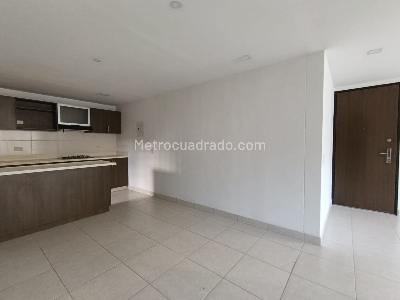 Apartamento de 3 alcobas en arriendo en Loma San Jose Sabaneta, Sabaneta, 90 m² · foto 19 de 20