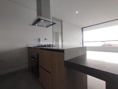 Apartamento de 2 alcobas en arriendo en Los Balsos, Medellín, 87 m² · foto 8 de 20