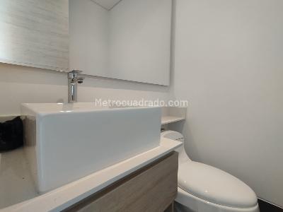 Apartamento de 2 alcobas en arriendo en Los Balsos, Medellín, 87 m² · foto 10 de 20