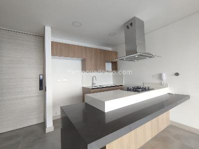 Apartamento de 2 alcobas en arriendo en Los Balsos, Medellín, 87 m² · foto 12 de 20