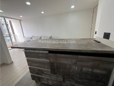 Apartamento en venta en Prados De Sabaneta, Sabaneta · foto 4 de 18
