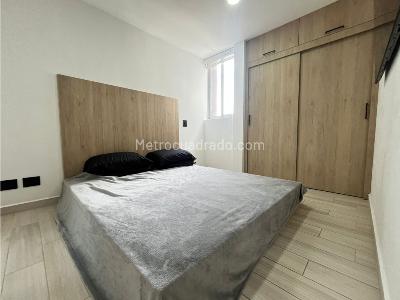 Apartamento en venta en Prados De Sabaneta, Sabaneta · foto 10 de 18