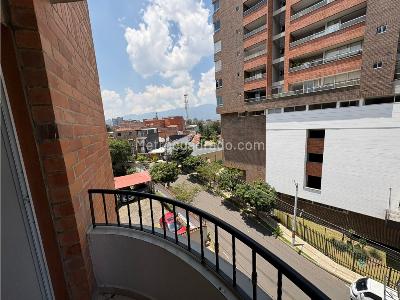 Apartamento en venta en Pontevedra, Envigado · foto 2 de 20