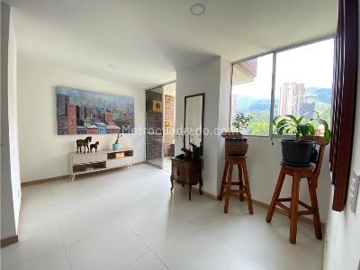 Apartamento en venta en Sabaneta, Medellín · foto 2 de 14
