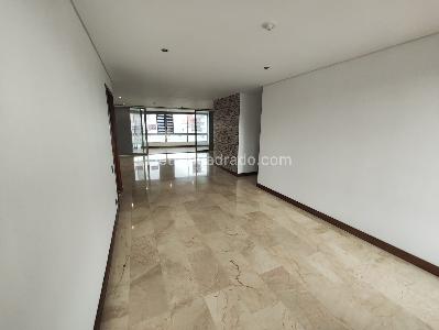 Apartamento de 3 alcobas en arriendo en La Florida El Poblado, Medellín, 176 m² · foto 6 de 20