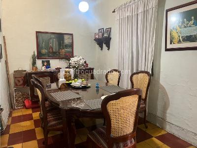 Casa de 5 alcobas en venta en La Milagrosa, Medellín, 164 m² · foto 12 de 16