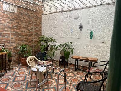 Casa de 5 alcobas en venta en La Milagrosa, Medellín, 164 m² · foto 15 de 16