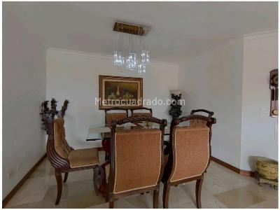 Apartamento de 3 alcobas en venta en Las Acacias, Medellín, 133 m² · foto 5 de 16