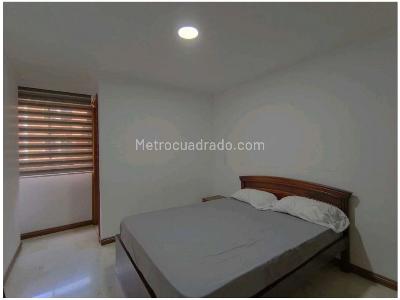 Apartamento de 3 alcobas en venta en Las Acacias, Medellín, 133 m² · foto 10 de 16