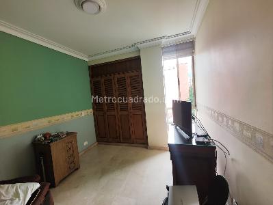 Apartamento de 3 alcobas en arriendo en El Nogal Los Almendros, Medellín, 103 m² · foto 6 de 20