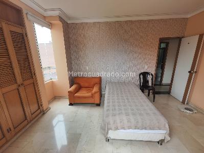 Apartamento de 3 alcobas en arriendo en El Nogal Los Almendros, Medellín, 103 m² · foto 9 de 20