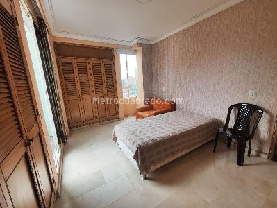 Apartamento de 3 alcobas en arriendo en El Nogal Los Almendros, Medellín, 103 m² · foto 13 de 20