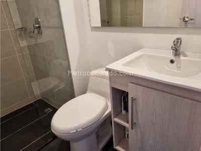 Apartamento de 3 alcobas en venta en El Chingui, Envigado, 74 m² · foto 8 de 8