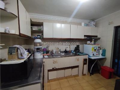 Casa en venta en La Magnolia, Envigado · foto 4 de 14